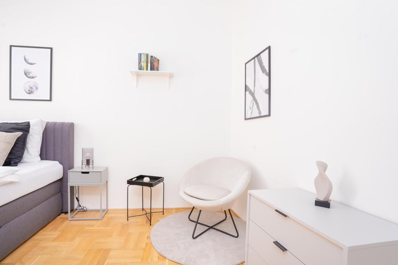 Apartamento Days - Bright - Old Town Praga